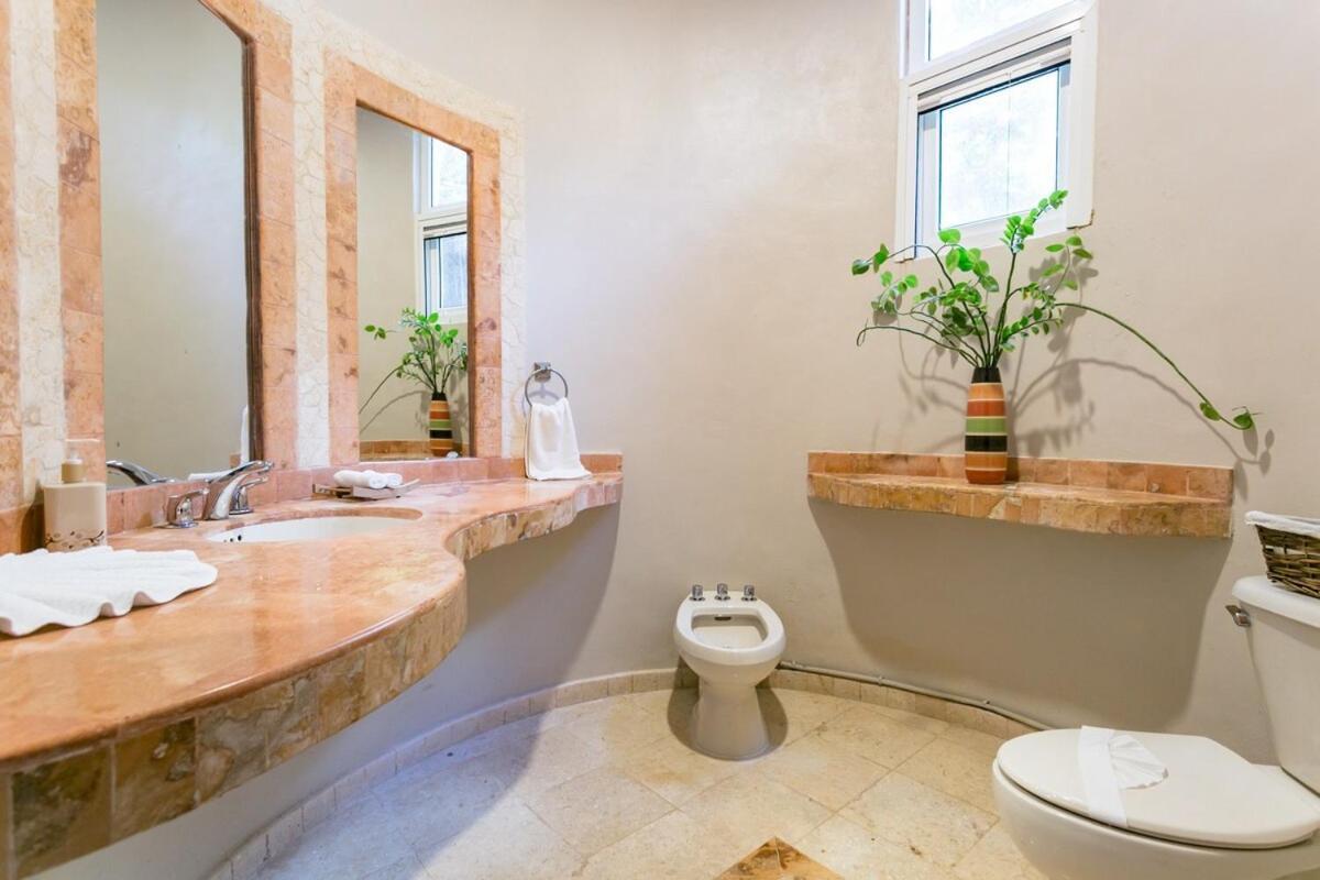 Luxury 5-Br Beachfront Home In Tulum Casa Sofia Gato Dış mekan fotoğraf
